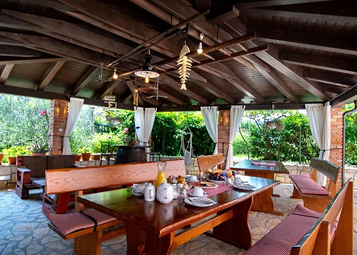 Mistral-3 By Interhome Apartman